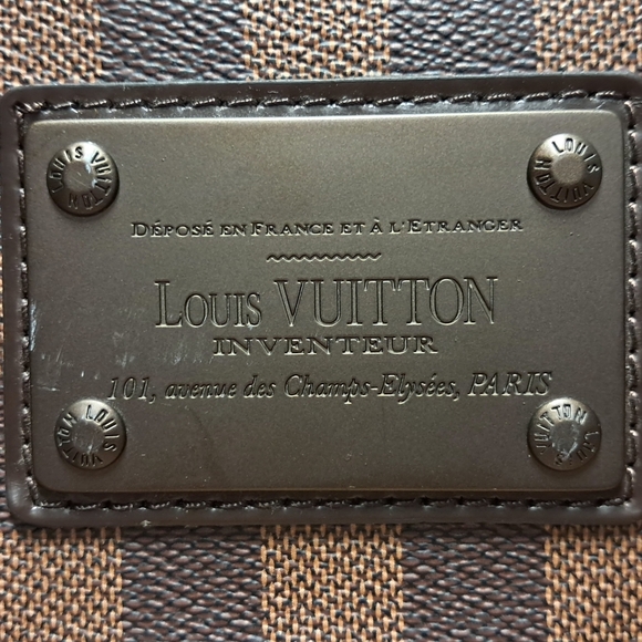 Louis Vuitton Damier Ebene Canvas Bag - Picture 9 of 11